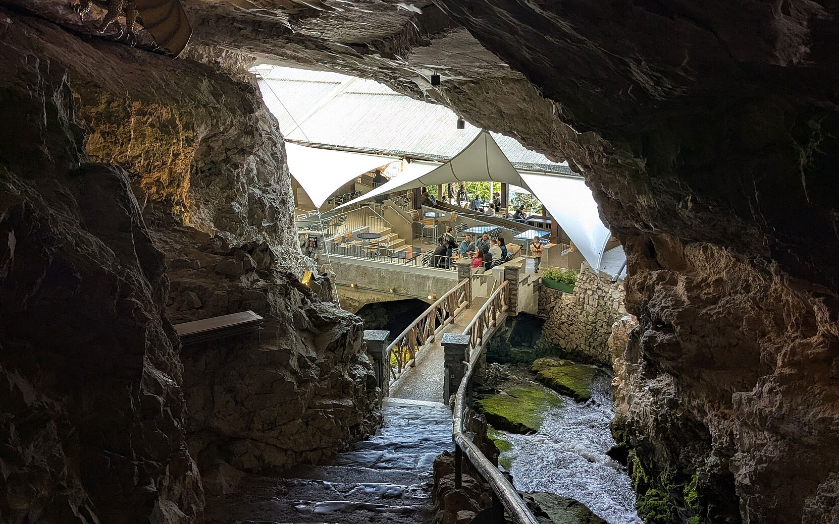 Beatus Höhle